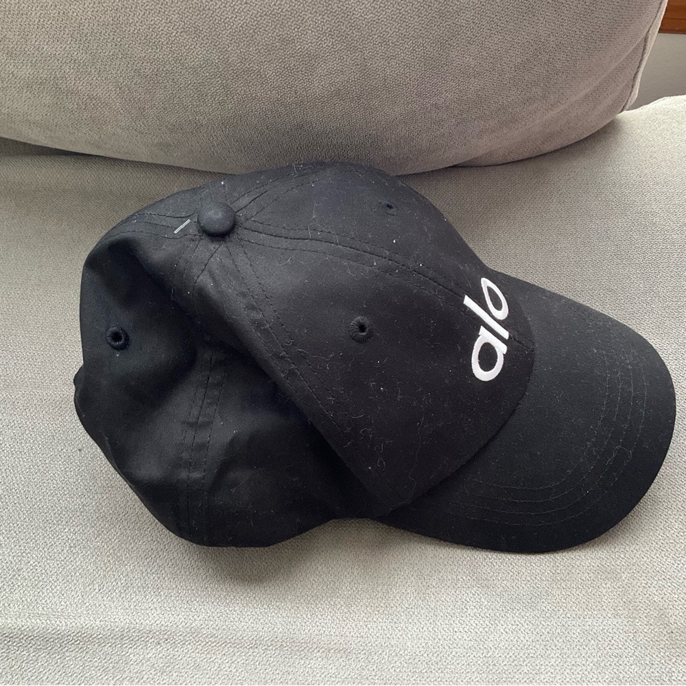 Alo Yoga Off-Duty Cap Black/White - Picture 12 of 16